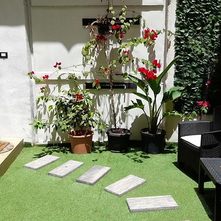 Garden Suite Apartment Palermo Luaran gambar